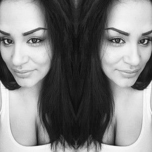 Meet your Posher, Noemi